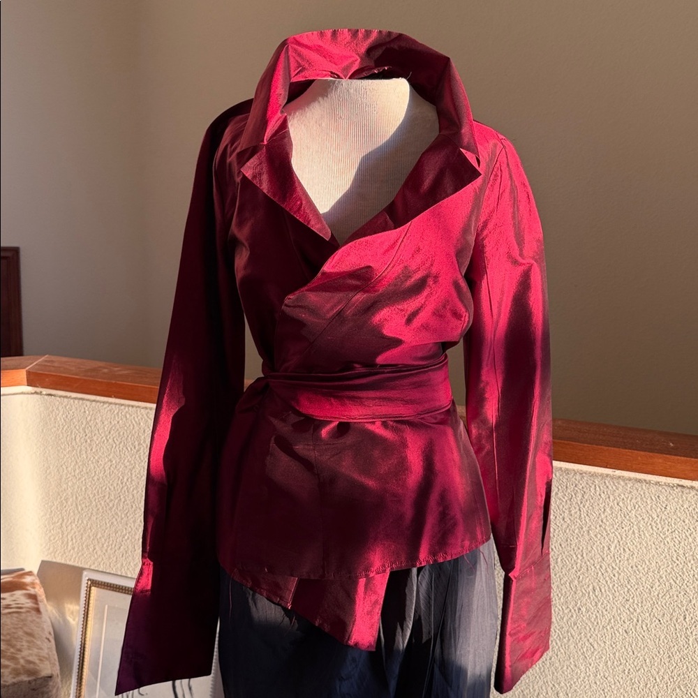 Ann Taylor pure silk Burgundy red wrap top size 4 - Picture 7 of 9